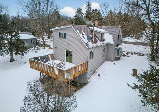 Photo 3 of Single family home for sale at 48600 Anchor Ave, Stanchfield, MN 55080 | MLS# 7044548 | Listing updated on 2026-09-21