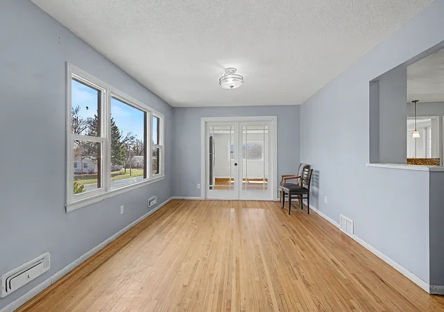 5th image of 4034 Cleveland St Ne, Minneapolis, MN 55421 | MLS# 7044662