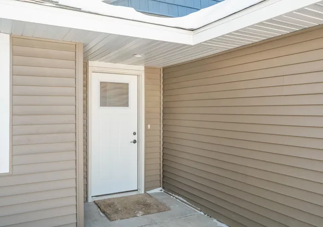 3rd image of 7268 Hawthorne Ct, North Branch, MN 55056 | MLS# 7044708