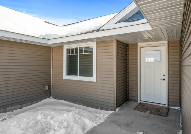 4th image of 7268 Hawthorne Ct, North Branch, MN 55056 | MLS# 7044708