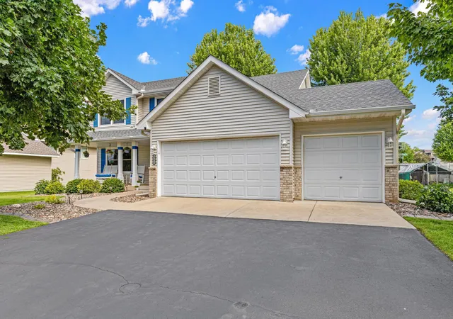 Homes for sale in Rosemount, MN | 13815 Birmingham Ct, Rosemount, MN 55068 | MLS# 7044857