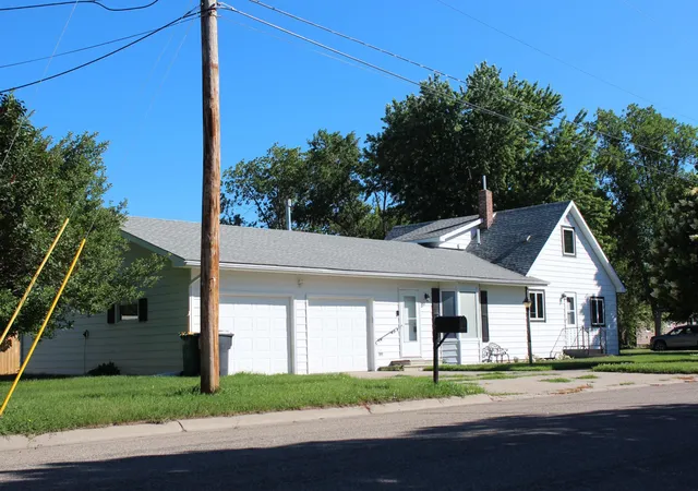 5th image of 222 Washington Ave, Hatton, ND 58240 | MLS# 7044926