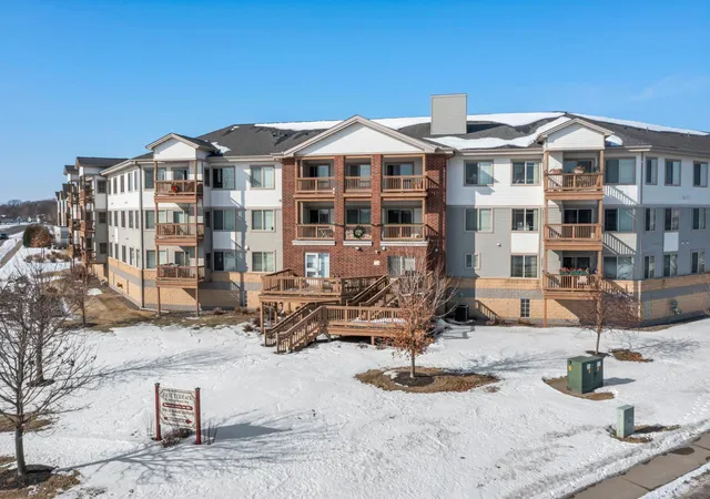 2nd image of 2155 6th Ln SE, Cambridge, MN 55008