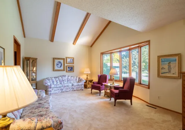 Photo 3 of Sale Pending at 747 5th Avenue NW, Valley City, ND 58072 | MLS# 7045015 | Listing updated on 2026-07-18