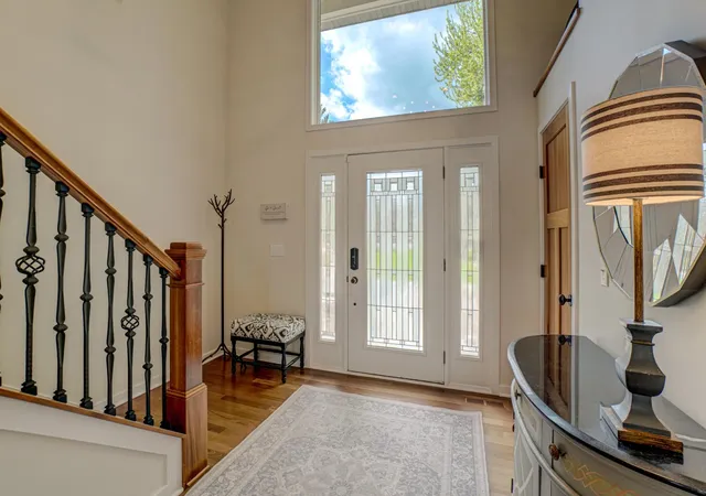 Photo 4 of Single family home for sale at 5256 Oxford St N, Saint Paul, MN 55126 | MLS# 7045191 | Listing updated on 2026-09-20
