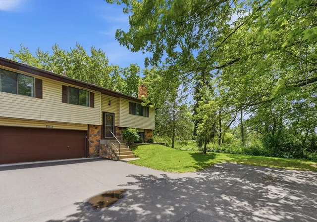 Homes for sale in Shoreview, MN | 838 Martha Lake Ct, Shoreview, MN 55126 | MLS# 7045271