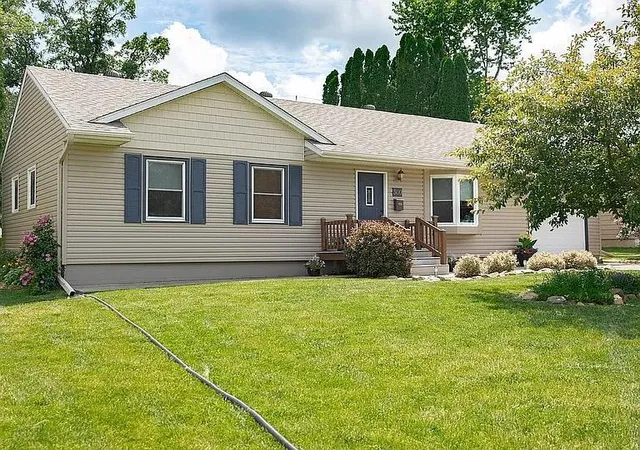 2nd image of 500 6th St Ne, Stewartville, MN 55976 | MLS# 7045291