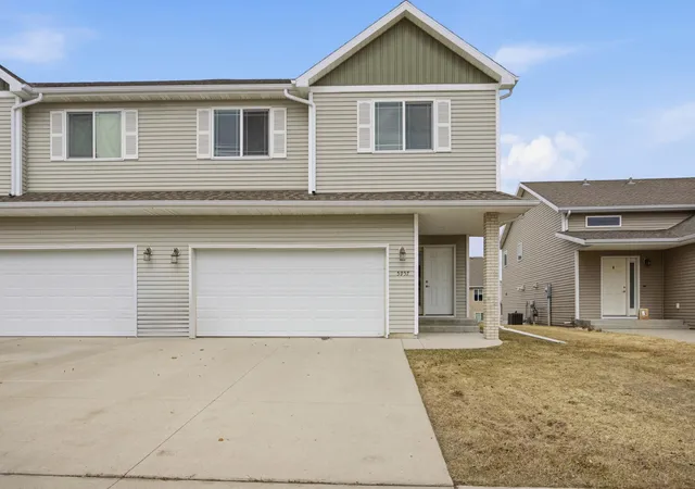 Homes for sale in Fargo, ND | 5957 57th Ave S, Fargo, ND 58104 | MLS# 7045316