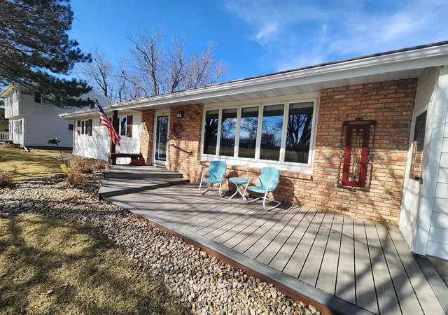 1st image of 1108 5th Ave Sw, Pipestone, MN 56164 | MLS# 7045396