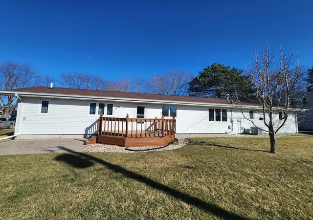 Homes for sale in Pipestone, MN | 1108 5Th Ave Sw, Pipestone, MN 56164 | MLS# 7045396