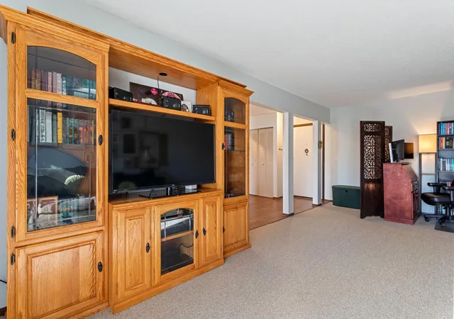 Listing Photo 5 - Condo for sale in building located at 10750 Rockford Rd, Plymouth, MN 55442 - Unit #313