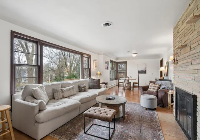 1st image of 2820 Washta Bay Rd, Excelsior, MN 55331 | MLS# 7045413