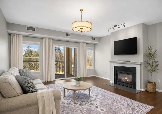 Homes for sale in Eden Prairie, MN | 12693 Collegeview Dr #201, Eden Prairie, MN 55347 | MLS# 7045483