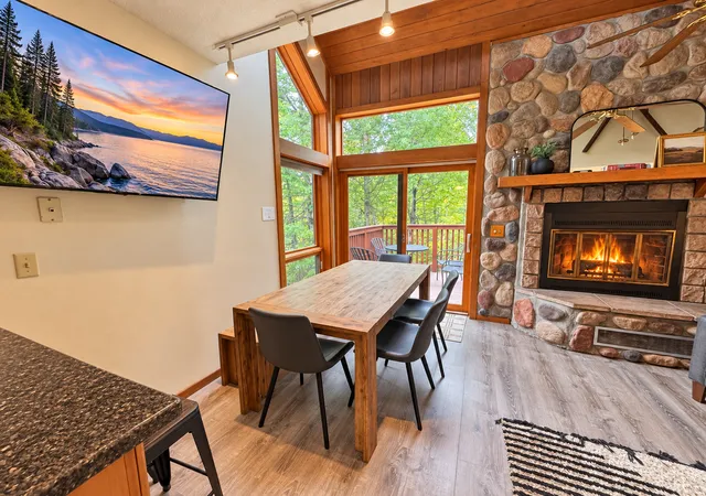 Photo 3 of Single family home for sale at 511 Moose Mountain Dr, Tofte, MN 55615 | MLS# 7045491 | Listing updated on 2026-10-05