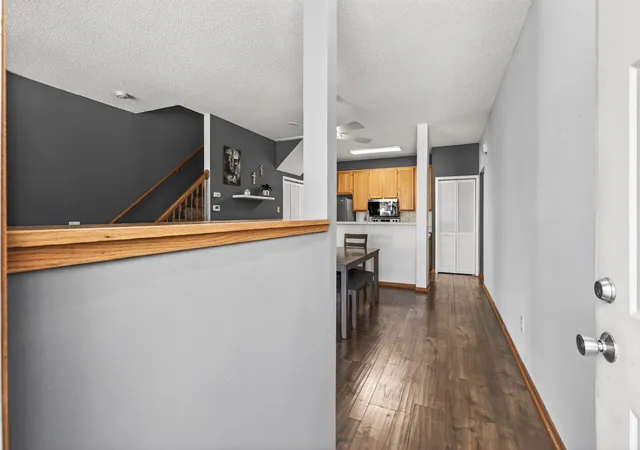 4th image of 15610 Garnet Wy, Saint Paul, MN 55124 | MLS# 7045533