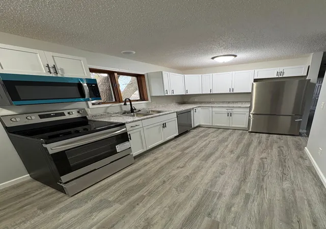 4th image of 506 7Th Ave Ne, Brainerd, MN 56401 | MLS# 7045591