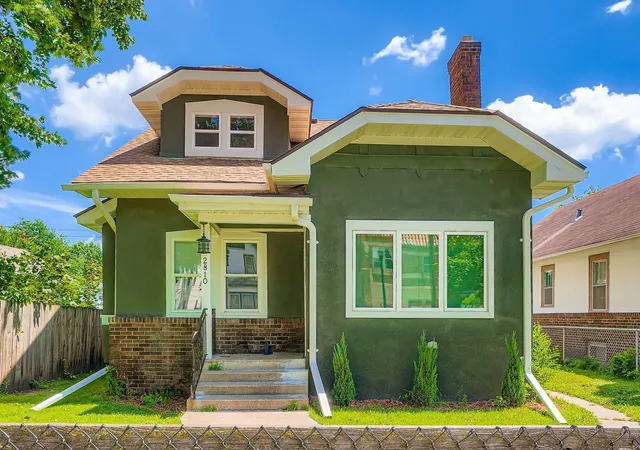 1st image of 2810 Penn Ave N, Minneapolis, MN 55411 | MLS# 7045643