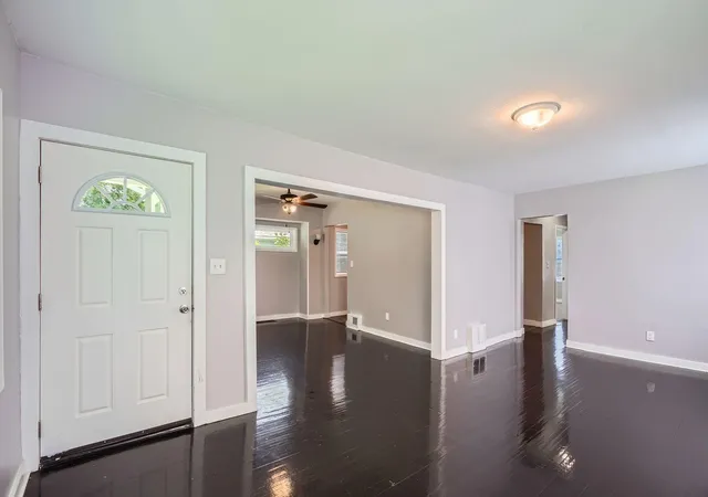 3rd image of 2810 Penn Ave N, Minneapolis, MN 55411 | MLS# 7045643