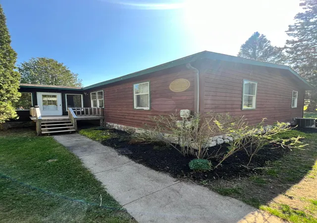 5th image of 2700 Glenwood Dr, Grand Rapids, MN 55744 | MLS# 7045701