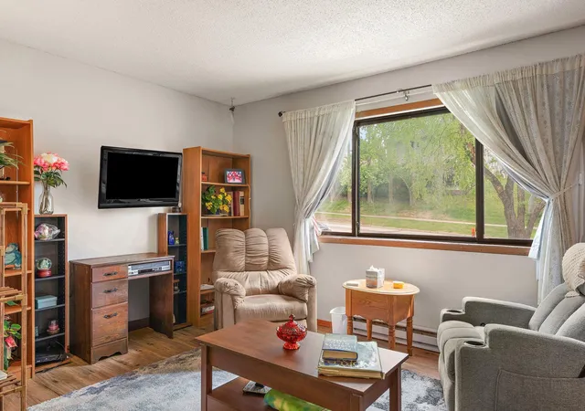 4th image of 16 E 13Th St, Waconia, MN 55387 | MLS# 7045707