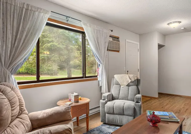 5th image of 16 E 13Th St, Waconia, MN 55387 | MLS# 7045707
