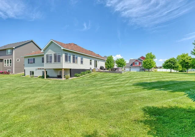28th image of 6024 158th St W, Saint Paul, MN 55124 | MLS# 7045712