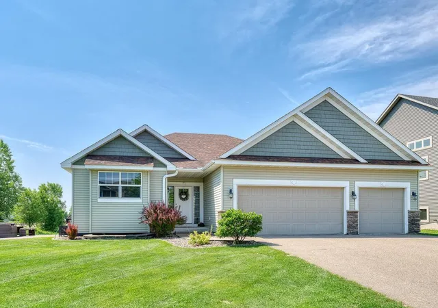 2nd image of 6024 158th St W, Saint Paul, MN 55124 | MLS# 7045712