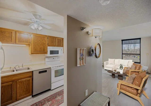 Homes for sale in Richfield, MN | 6615 Lake Shore Dr S #308, Richfield, MN 55423 | MLS# 7045846
