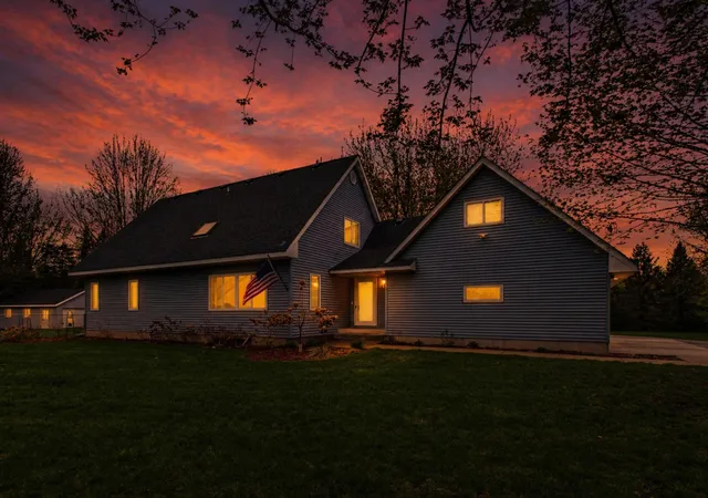 42nd image of W10446 880th Ave, River Falls, WI 54022 | MLS# 7046140