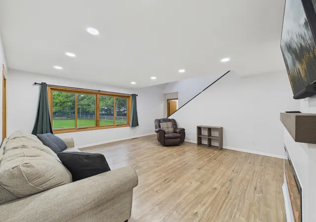 4th image of W10446 880Th Ave, River Falls, WI 54022 | MLS# 7046140