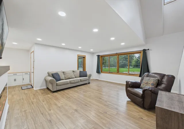 5th image of W10446 880Th Ave, River Falls, WI 54022 | MLS# 7046140