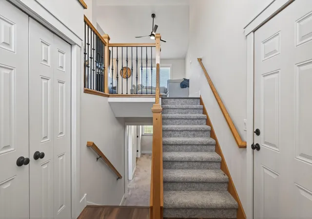 Photo 3 of Single family home for sale at 929 Farmers Ridge Trl, Belle Plaine, MN 56011 | MLS# 7046249 | Listing updated on 2026-08-30