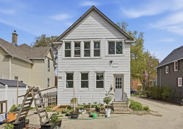 Photo 4 of Single family home for sale at 1342 3rd Avenue S, Fargo, ND 58103 | MLS# 7046264 | Listing updated on 2026-08-05