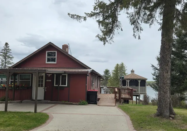 Photo 3 of Single family home for sale at 49616 Ctr Point Rd, Bigfork, MN 56628 | MLS# 7046282 | Listing updated on 2026-09-25