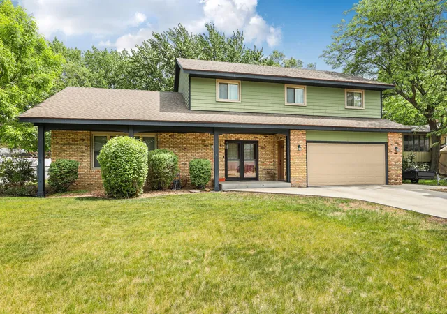 Photo 1 of Sale Pending at 14 Pandolfo Pl, Saint Cloud, MN 56303 | MLS# 7046355 | Listing updated on 2026-10-01