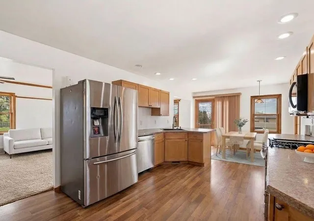 5th image of 68 Edison Blvd, Silver Bay, MN 55614 | MLS# 7046456