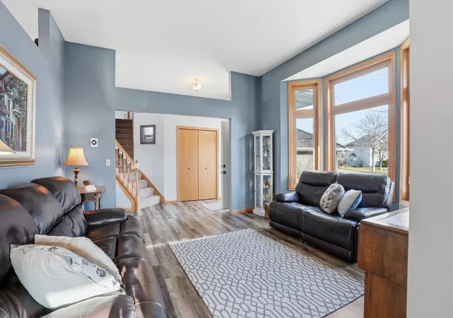 4th image of 9731 Greenspruce Ct N, Brooklyn Park, MN 55443 | MLS# 7046642