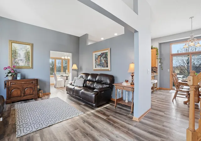 5th image of 9731 Greenspruce Ct N, Brooklyn Park, MN 55443 | MLS# 7046642