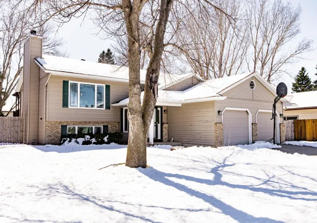 Photo 2 of Single family home for sale at 2408 34th Avenue S, Fargo, ND 58104 | MLS# 7046659 | Listing updated on 2026-08-30