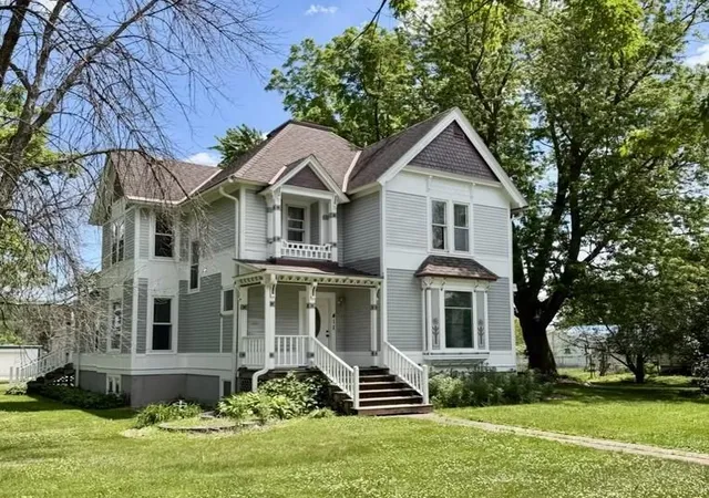 1st image of 411 2nd St, Lyle, MN 55953 | MLS# 7046693