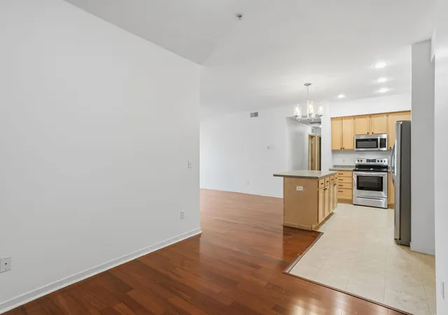 4th image of 2900 11Th Ave S #113, Minneapolis, MN 55407 | MLS# 7046769