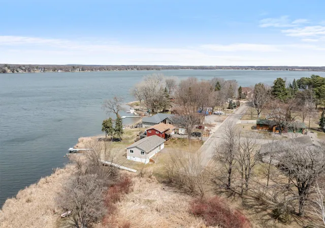 Homes for sale in Annandale, MN | 524 Lakeshore Cir, Annandale, MN 55302 | MLS# 7046847