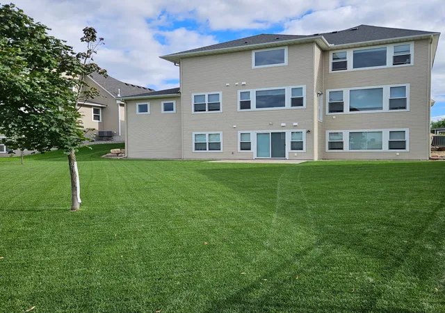Photo 4 of Single family home for sale at 10922 Brookside Trl N, Champlin, MN 55316 | MLS# 7046868 | Listing updated on 2026-10-07