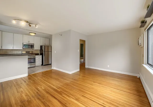 3rd image of 4515 Grand Ave S, Minneapolis, MN 55419