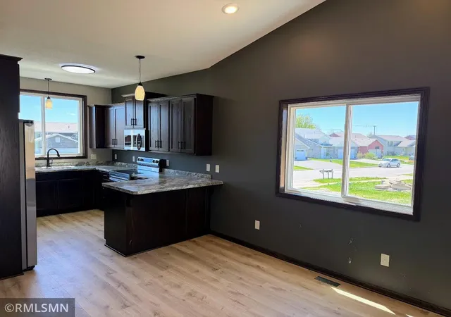 Photo 3 of Single family home for sale at 1661 Park View Ln NE, Sauk Rapids, MN 56379 | MLS# 7047045 | Listing updated on 2026-08-24