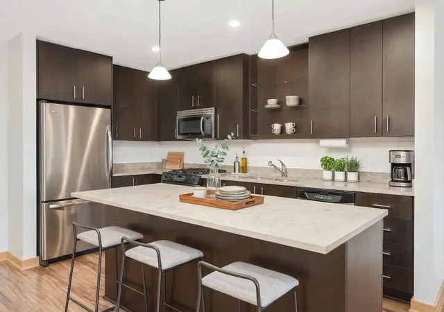 5th image of 45 University Ave Se, Minneapolis, MN 55414