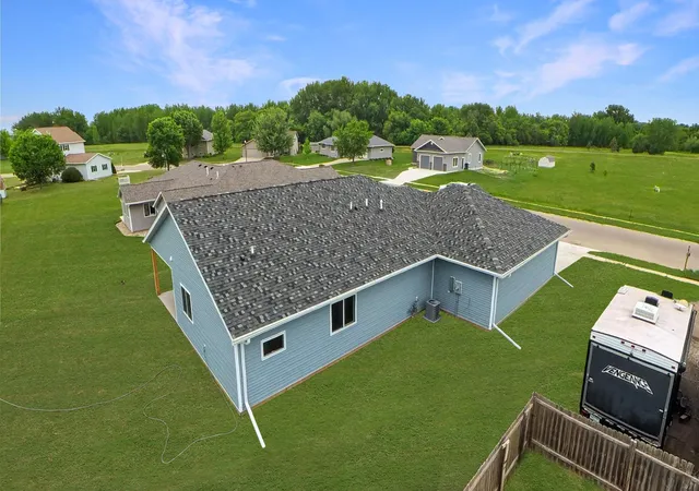 Homes for sale in Marshall, MN | 503 Darlene Dr, Marshall, MN 56258 | MLS# 7047195