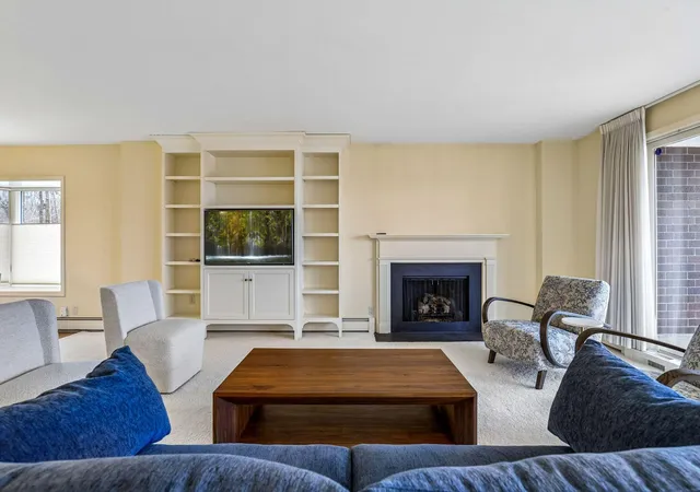 Homes for sale in Wayzata, MN | 540 Indian Mound St #1A, Wayzata, MN 55391 | MLS# 7047326
