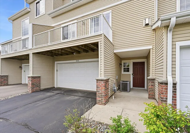 Photo 1 of Single family home for sale at 19172 Hoover St Nw, Elk River, MN 55330 | MLS# 7047333 | Listing updated on 2026-09-30