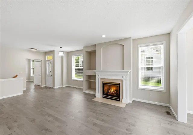 Photo 1 of Sale Pending at 5818 Prairie Ridge Dr, Saint Paul, MN 55126 | MLS# 7047378 | Listing updated on 2026-10-06